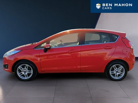 2013 Ford Fiesta - photo 2