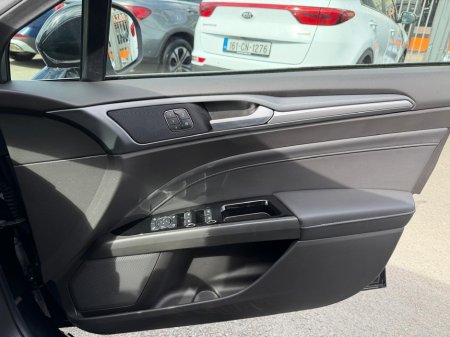 2019 Ford Mondeo - photo 24