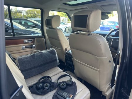 2016 Land Rover Discovery - photo 17