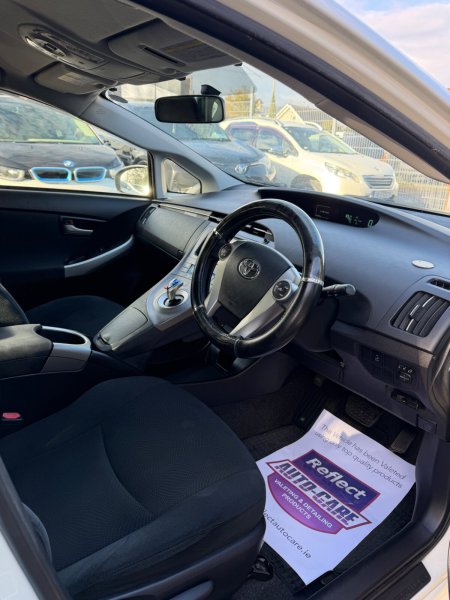 2014 Toyota Prius - photo 8