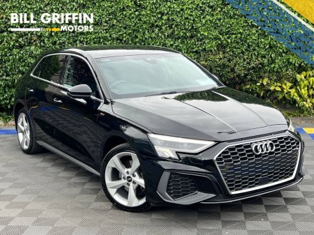 2023 Audi A3 S-LINE 1.4 HYBRID // APPLE CARPLAY/ANDROID AUTO // LEATHER S-LINE INTERIOR // DIGITAL CLUSTER