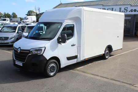 2024 Renault Master