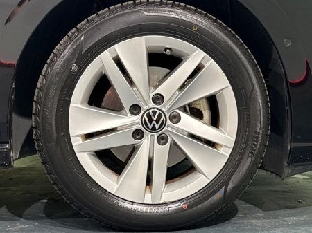 2021 Volkswagen Golf - photo 10