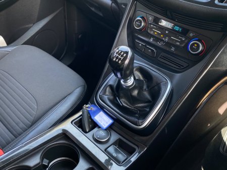 2019 Ford Kuga - photo 15