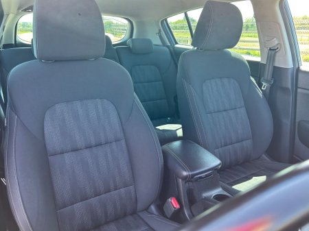 2020 Kia Sportage - photo 14
