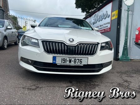 2019 Skoda Superb - photo 2