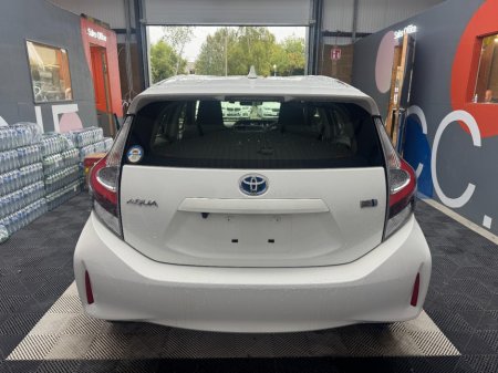 2021 Toyota Aqua - photo 4