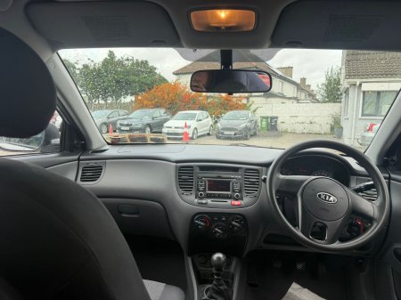 2010 Kia Rio - photo 13