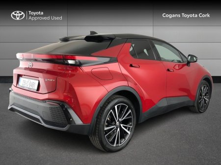 2025 Toyota C-HR - photo 2