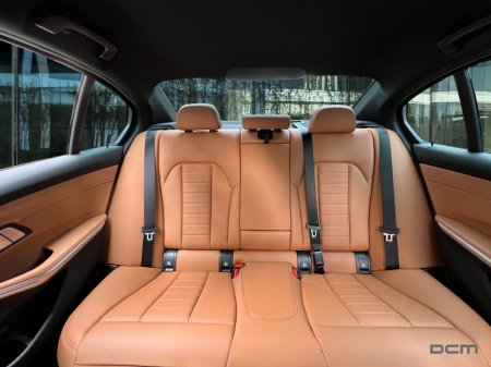 2021 BMW 3-Series - photo 23