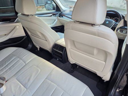 2018 BMW 5-Series - photo 10