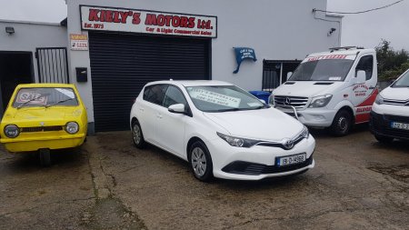 2019 Toyota Auris