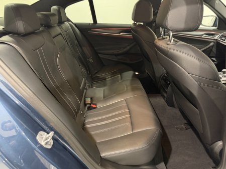 2023 BMW 5-Series - photo 11