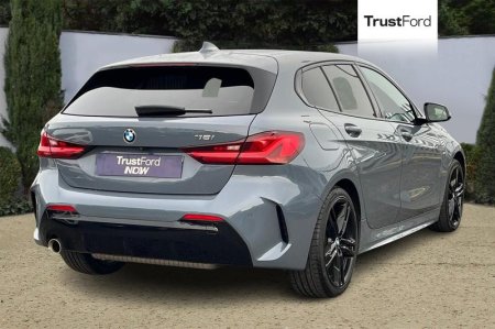 2022 BMW 1-Series - photo 4