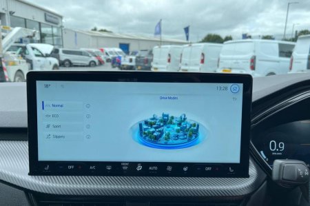 2025 Ford Kuga - photo 32