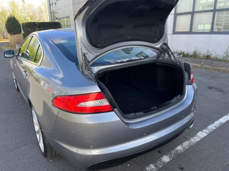 2015 Jaguar XF - photo 27