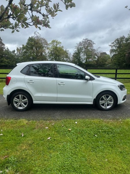 2016 Volkswagen Polo - photo 2