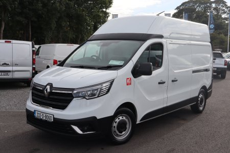 2023 Renault Trafic - photo 2