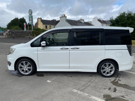 2013 Honda Stepwagon - photo 5