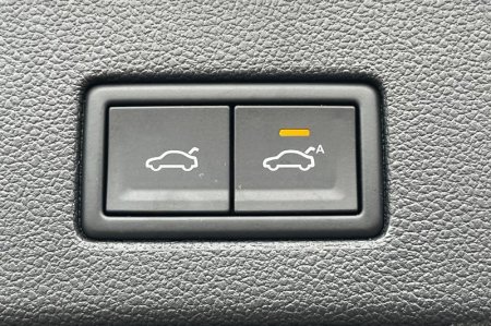 2026 Volkswagen Touareg - photo 24