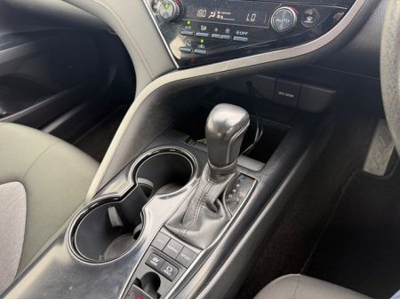 2018 Toyota Camry - photo 12