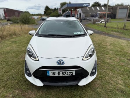 2018 Toyota Aqua - photo 2