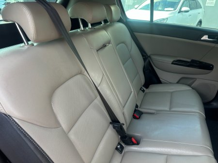2021 Kia Sportage - photo 13