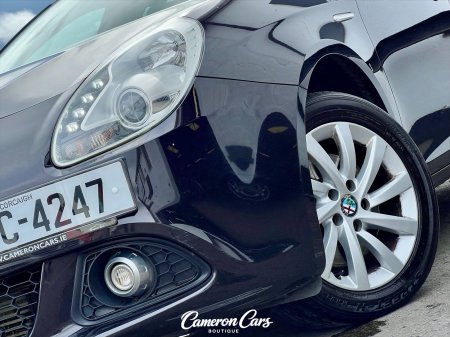 2014 Alfa Romeo Giulietta - photo 40