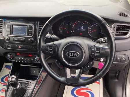 2015 Kia Carens - photo 11