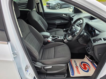 2016 Ford Kuga - photo 24