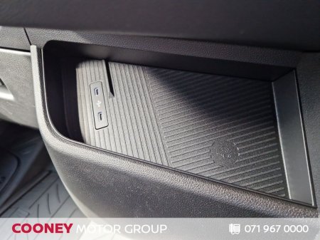 2027 Nissan Interstar - photo 13