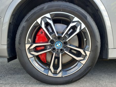 2025 BMW iX1 - photo 14