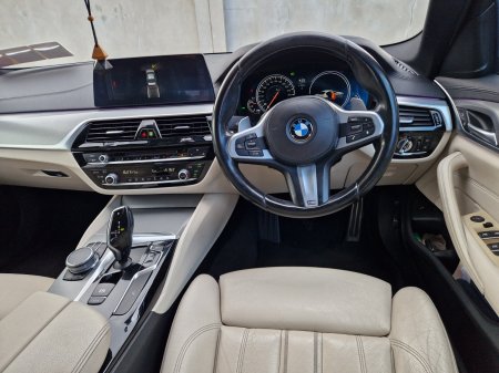 2017 BMW 5-Series - photo 15