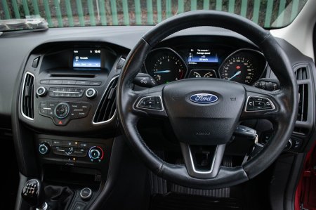 2015 Ford Focus - photo 12