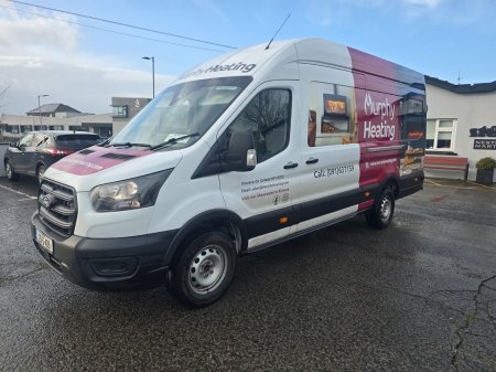 2025 Ford Transit - photo 4