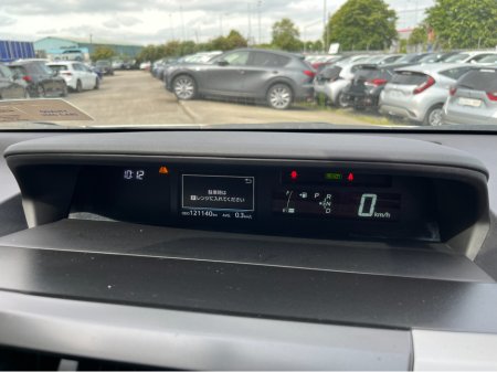 2015 Toyota Prius - photo 21