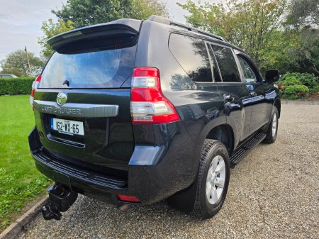 2016 Toyota Land Cruiser - photo 3