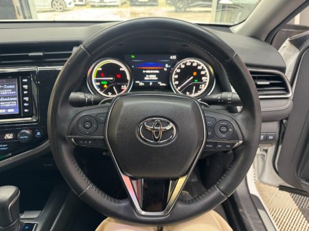 2019 Toyota Camry - photo 9