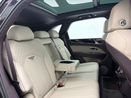 2022 Bentley Bentayga - photo 23