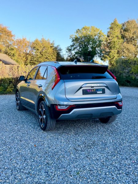 2024 Kia Niro - photo 8
