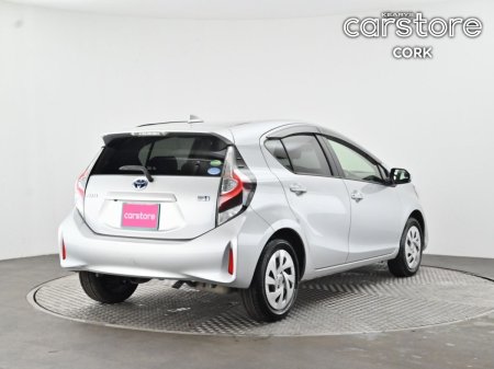 2021 Toyota Aqua - photo 5