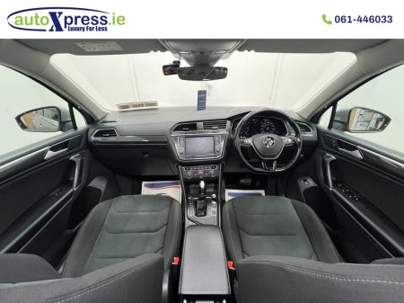 2017 Volkswagen Tiguan - photo 2