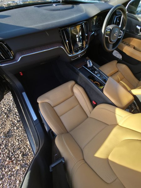 2021 Volvo V60 - photo 11