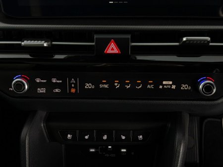 2025 Kia Sportage - photo 28