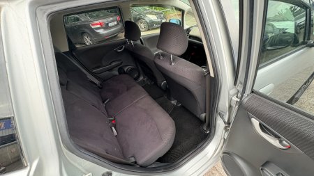 2013 Honda Fit - photo 8