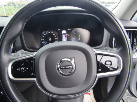 2020 Volvo V60 - photo 18