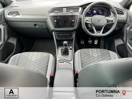 2024 Volkswagen Tiguan - photo 2