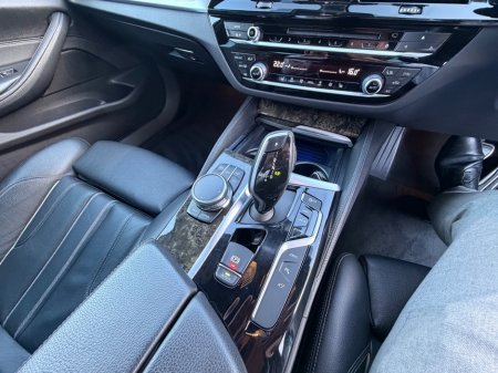 2017 BMW 5-Series - photo 36
