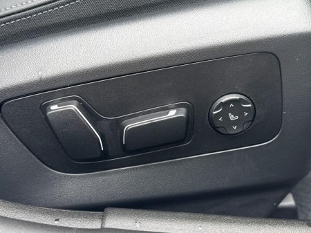 2026 BMW 5-Series - photo 26
