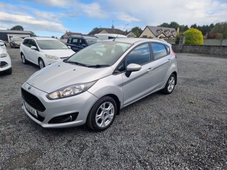 2017 Ford Fiesta - photo 3